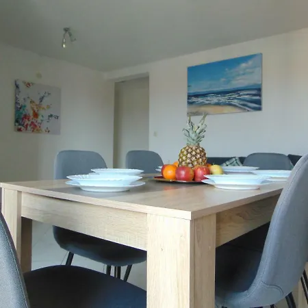 3 Apartment